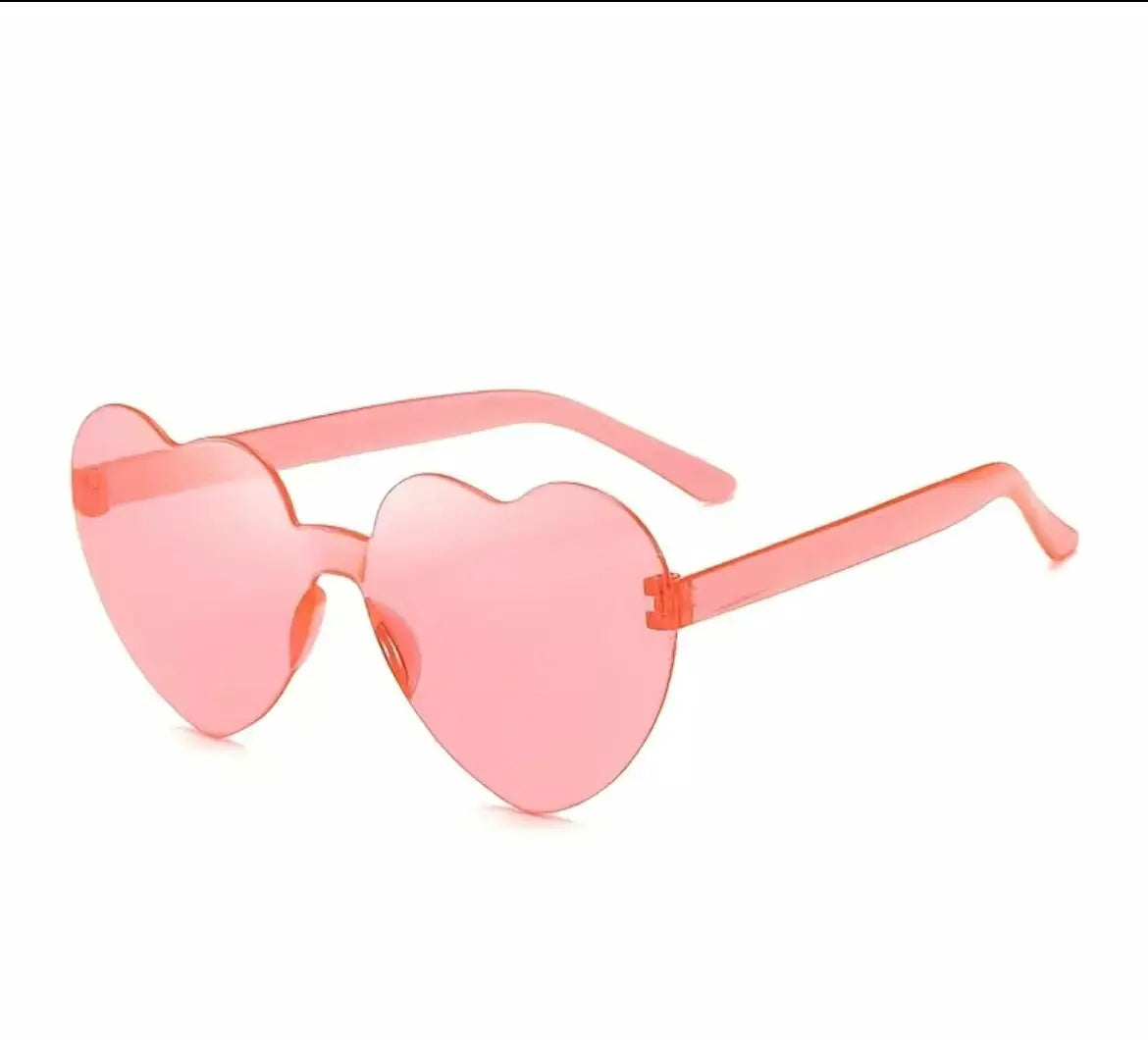 J'MARIE Heart-Shaped Sunglasses - Williams Boutique